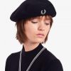 Bérets Fred Perry