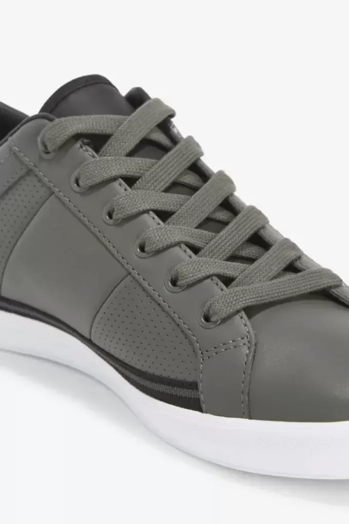 Chaussures de tennis perforées Baseline pour hommes