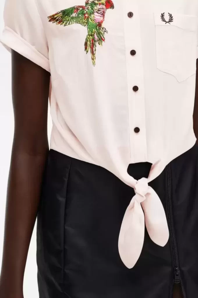 Chemise brodée à nouer sur le devant pour femme