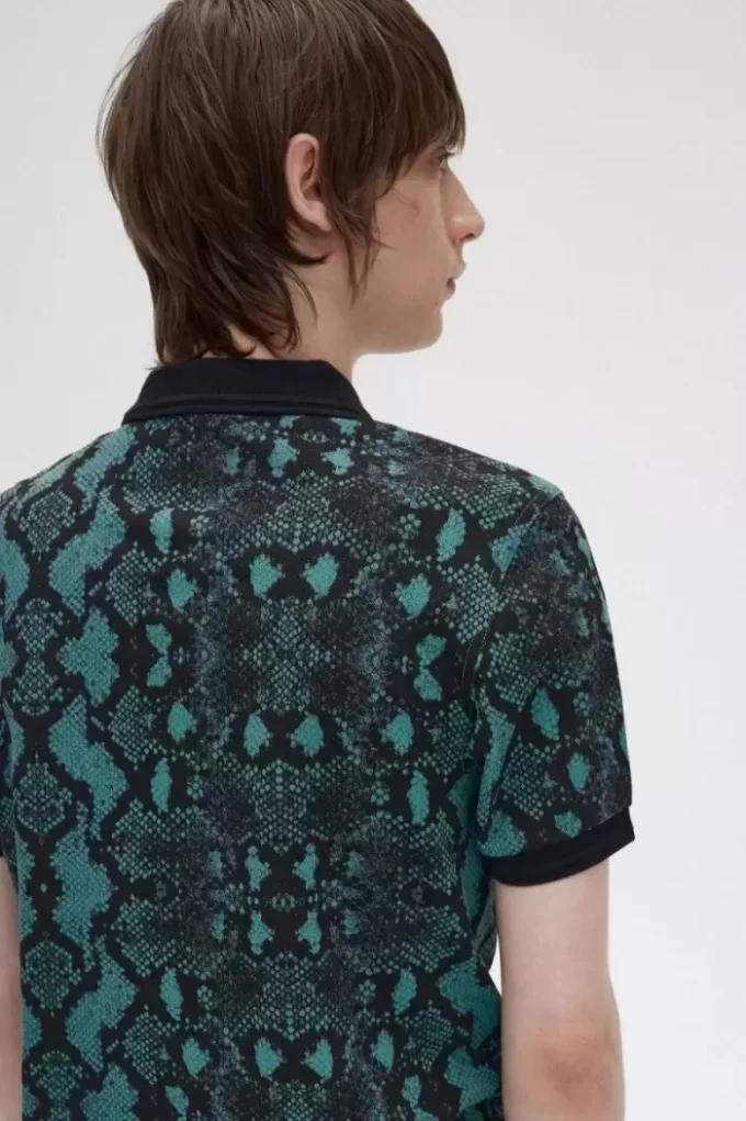 Chemise homme à imprimé serpent