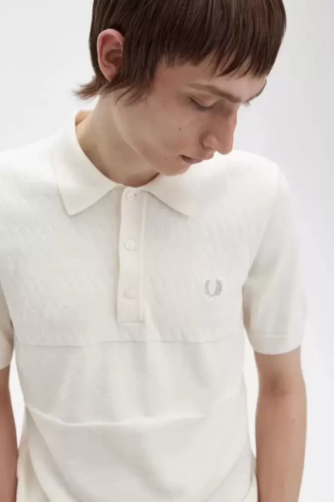 Chemise tricotée à empiècements ton sur ton pour homme