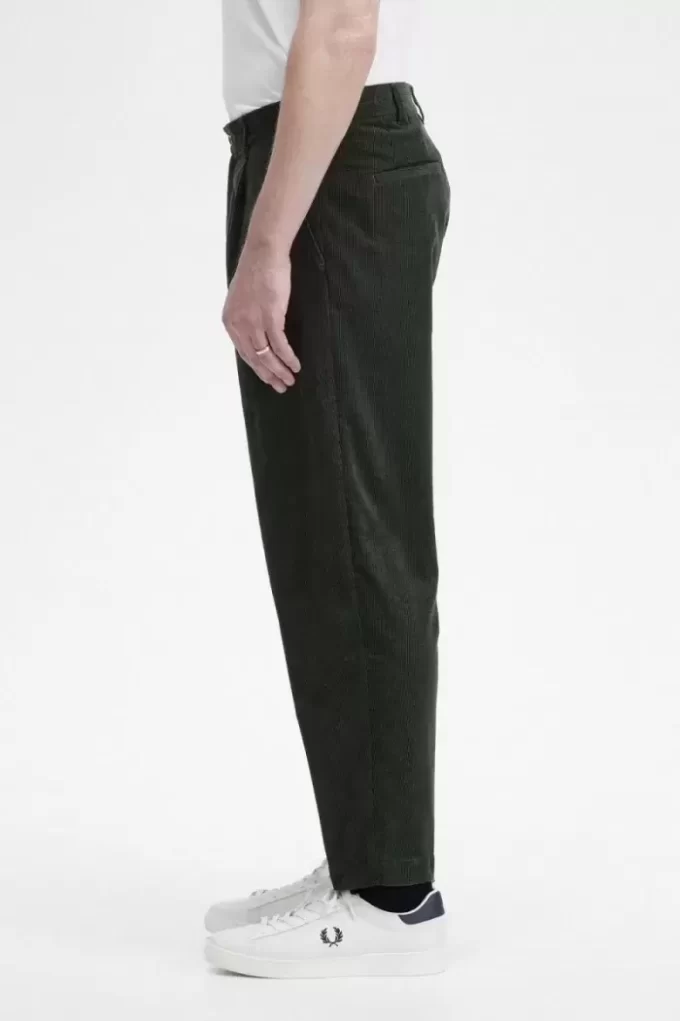 Pantalon fuselé en velours côtelé gaufré pour homme