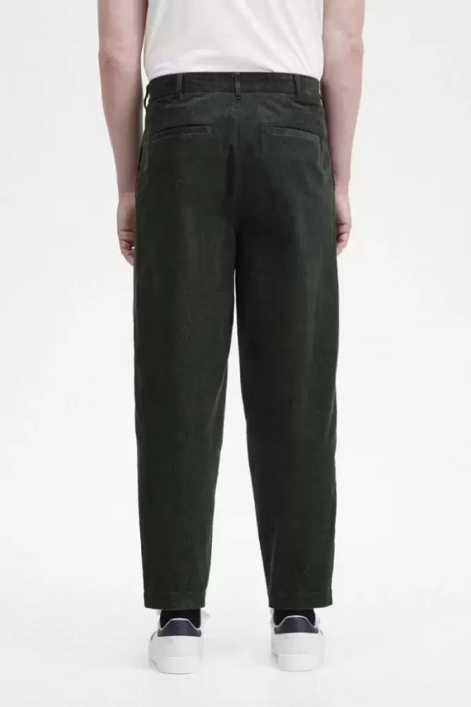 Pantalon fuselé en velours côtelé gaufré pour homme