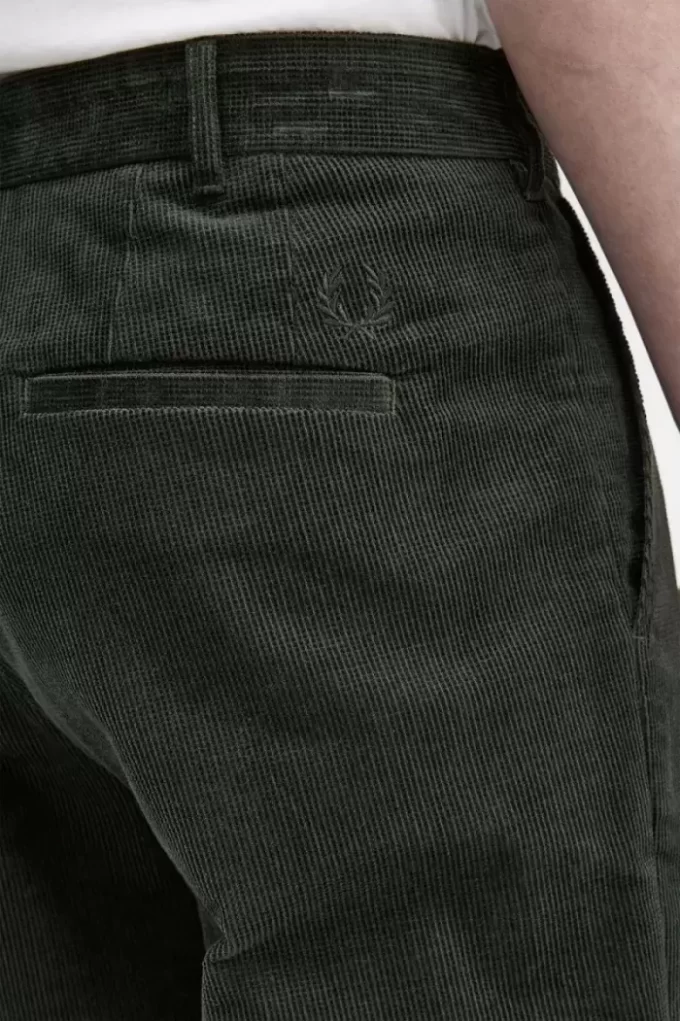 Pantalon fuselé en velours côtelé gaufré pour homme