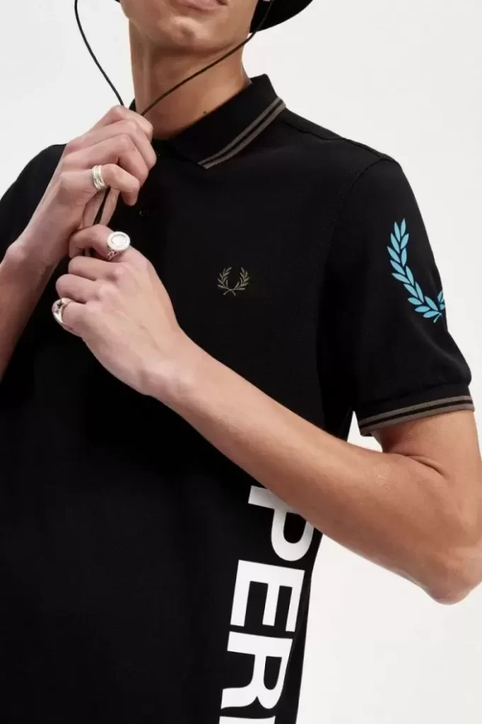 Polo pour homme à imprimé graphique