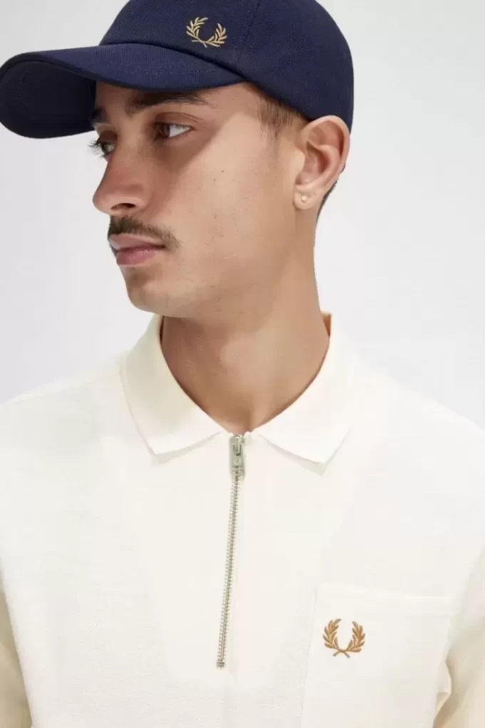 Polo texturé à col zippé pour homme