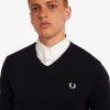 Pull classique à col en V