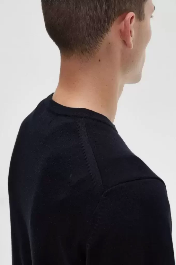 Pull classique à col ras du cou pour homme