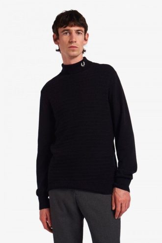 Pull à col roulé texturé à chevrons
