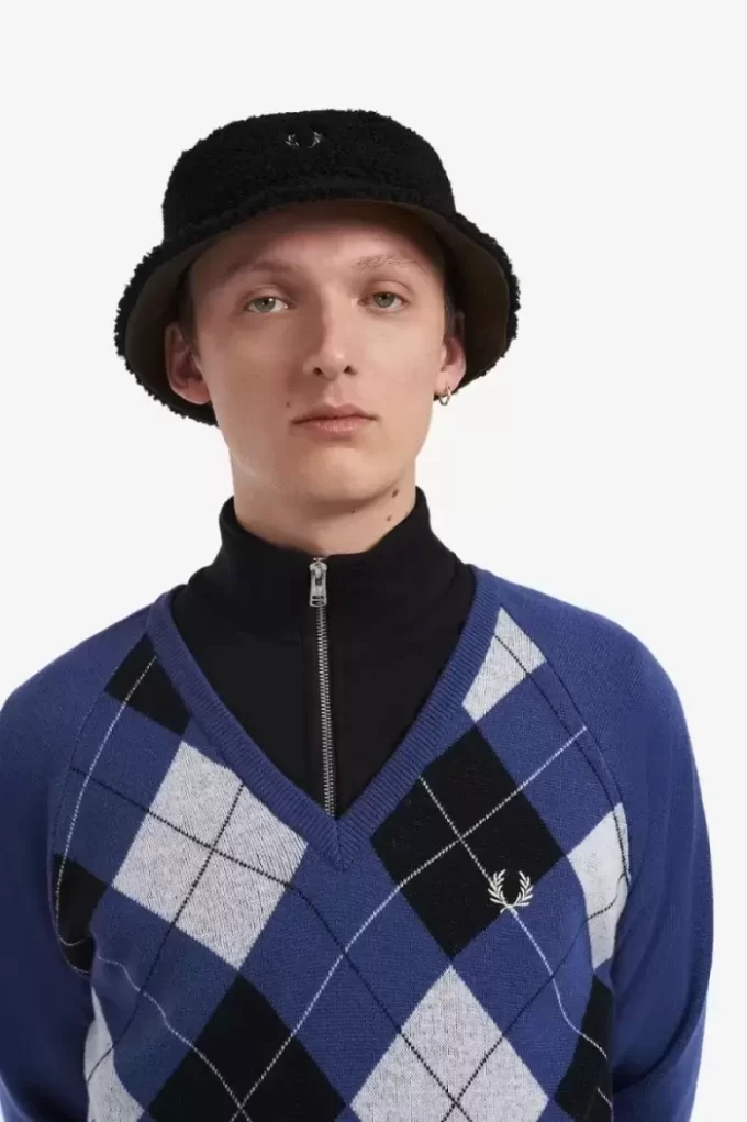Pull col V en laine d&rsquo;agneau Argyle pour homme