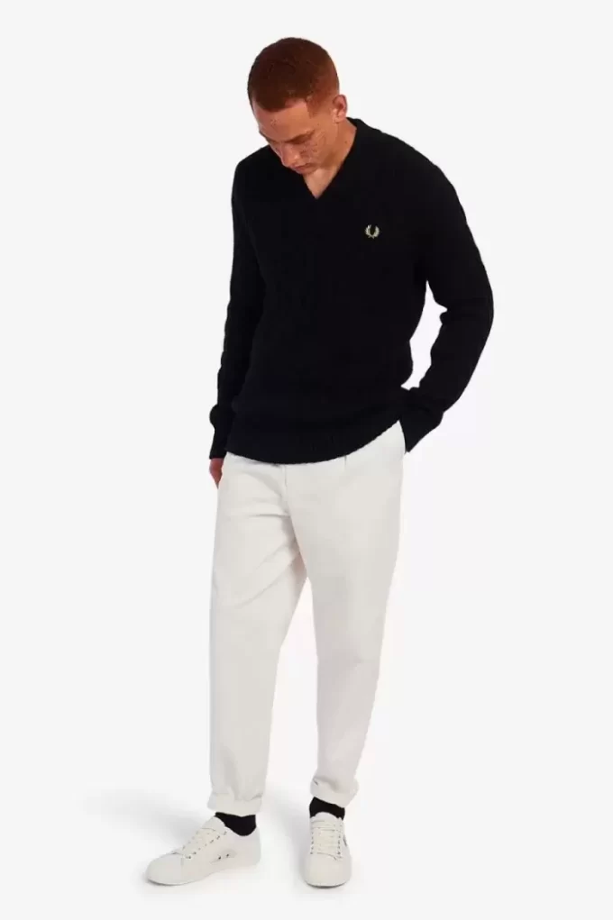 Pull col V en maille torsadée pour homme