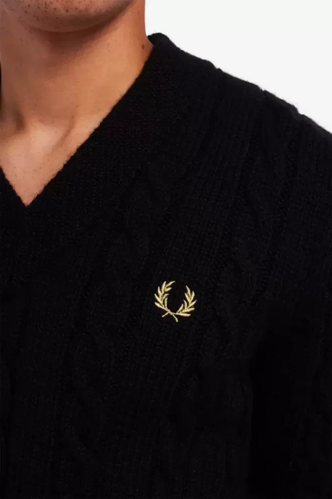 Pull col V en maille torsadée pour homme