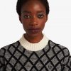 Pull en maille monochrome texturé