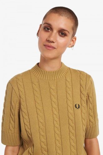 Pull en maille torsadée à manches courtes
