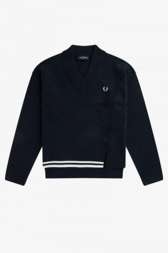 Pull en maille torsadée à ourlet fendu