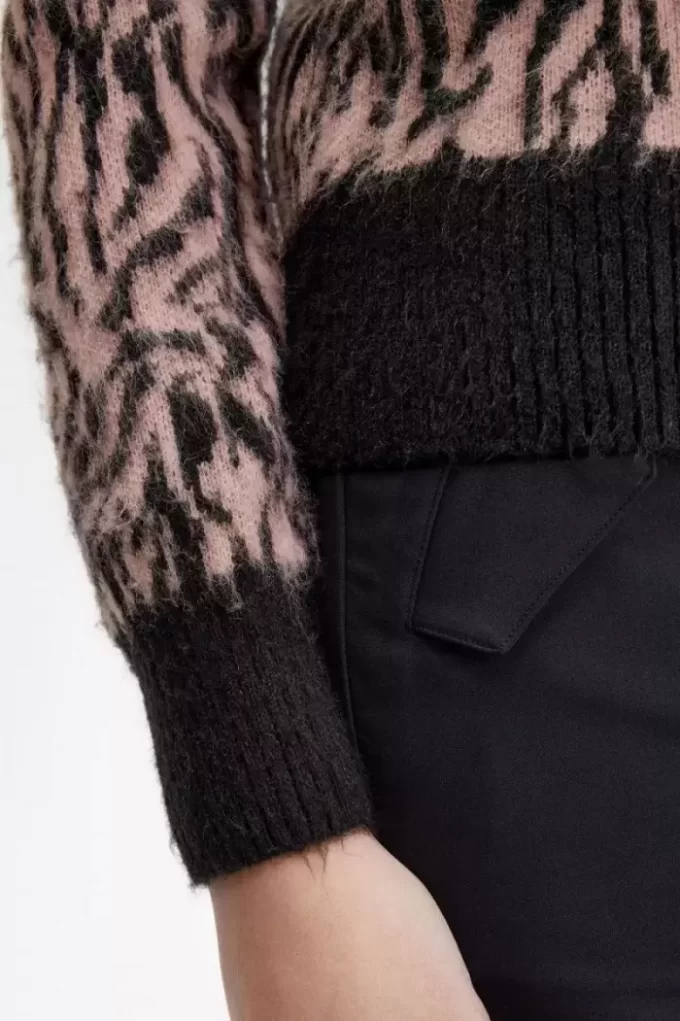 Pull zèbre pour femme