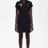 Robe femme en piqué brodé