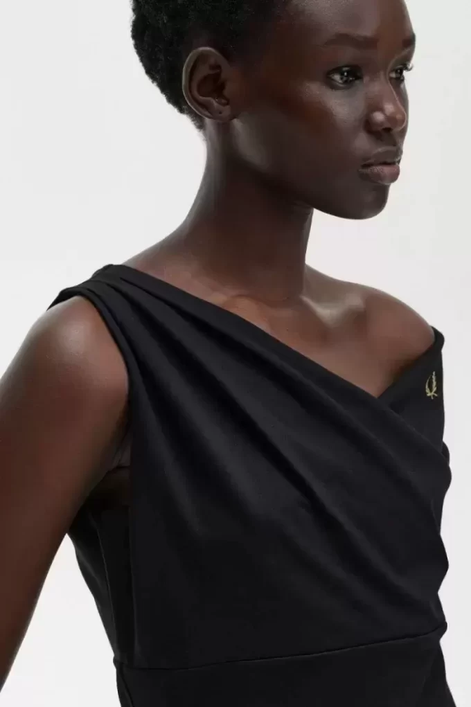 Robe à épaules dénudées pour femme