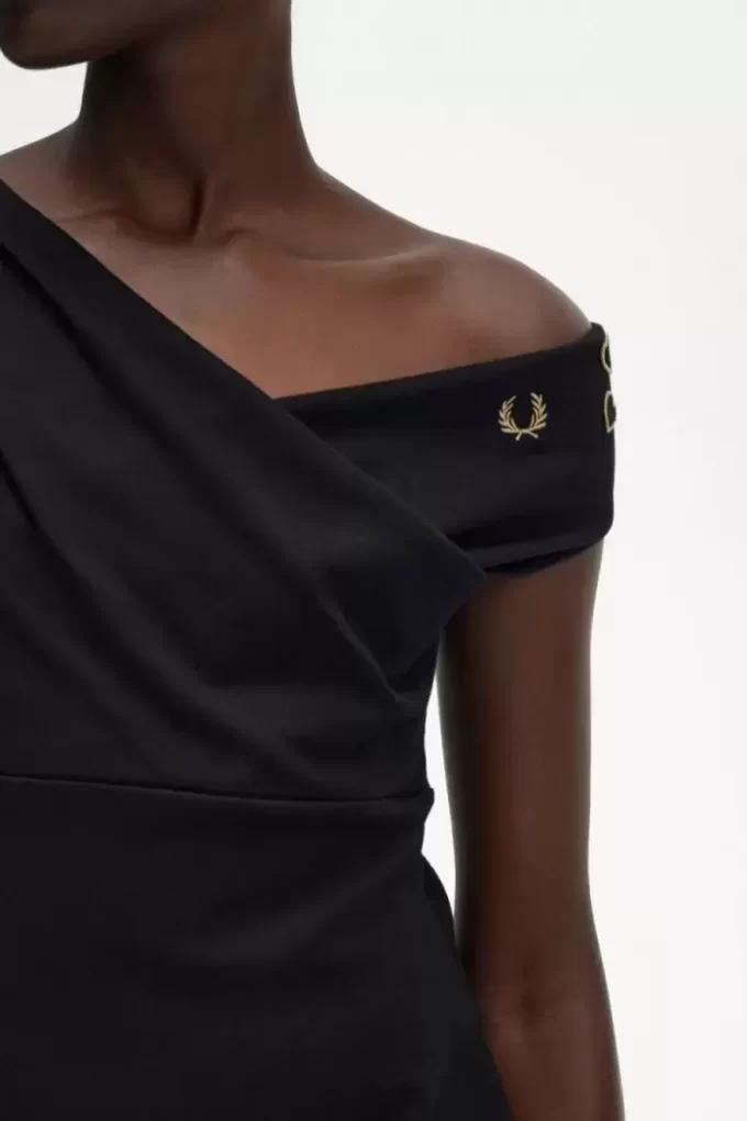 Robe à épaules dénudées pour femme