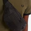 Sacs à bandoulière en tricot à ruban ton sur ton