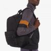 Sacs à dos en tricot à ruban ton sur ton