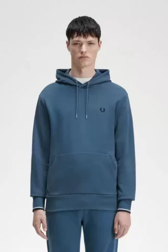 Sweats à capuche à pointes pour hommes