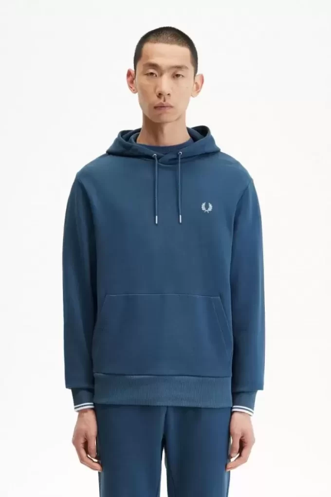 Sweats à capuche à pointes pour hommes