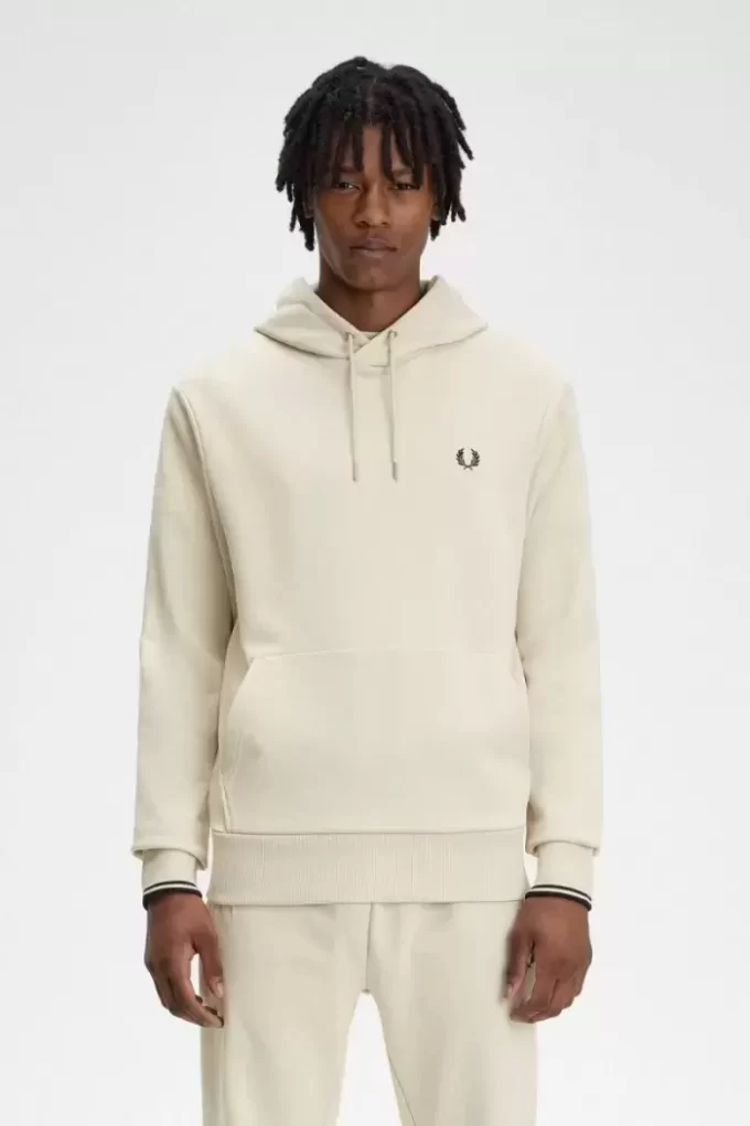 Sweats à capuche à pointes pour hommes