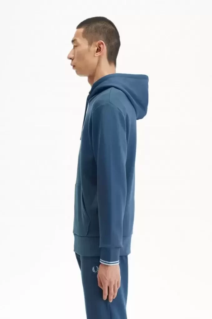 Sweats à capuche à pointes pour hommes