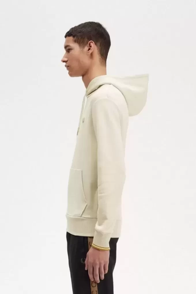 Sweats à capuche à pointes pour hommes