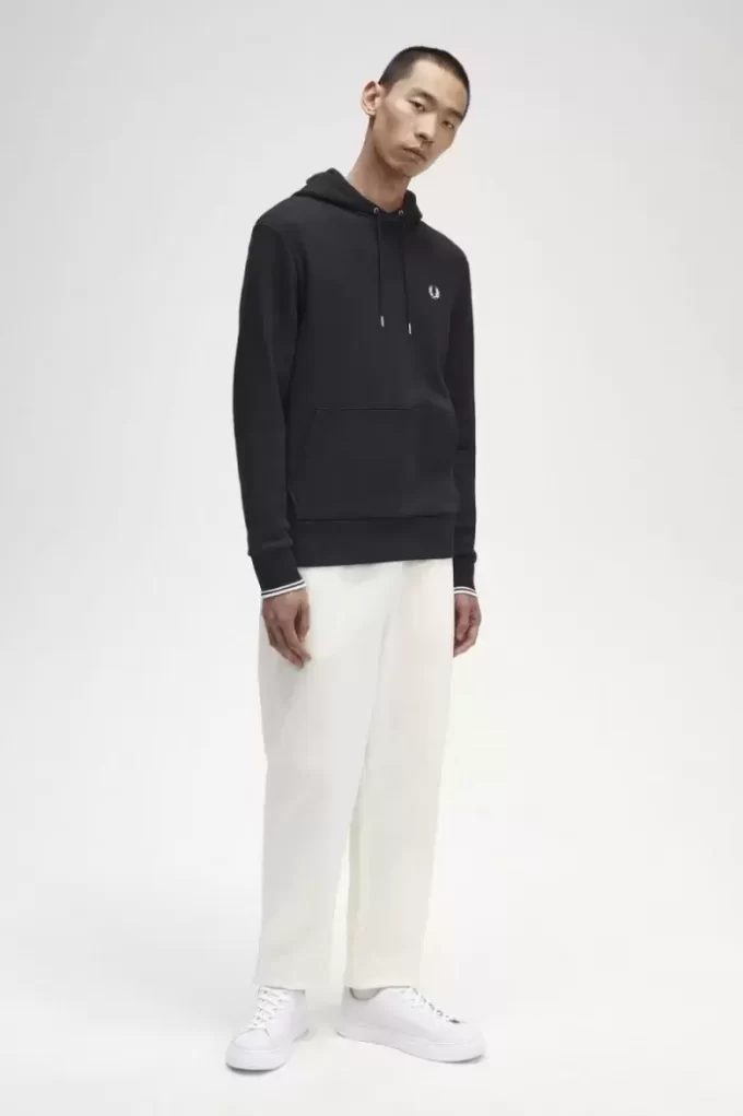 Sweats à capuche à pointes pour hommes