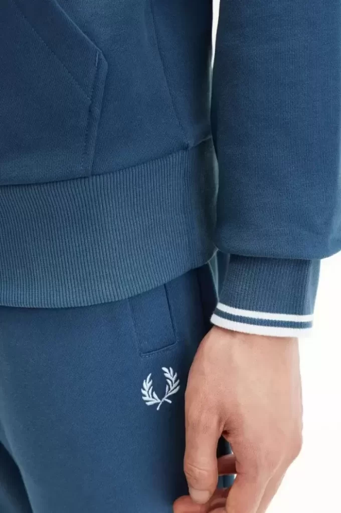 Sweats à capuche à pointes pour hommes