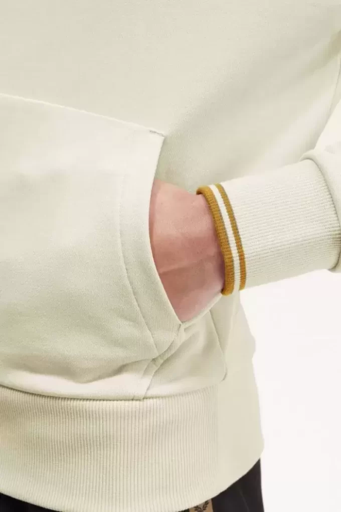 Sweats à capuche à pointes pour hommes