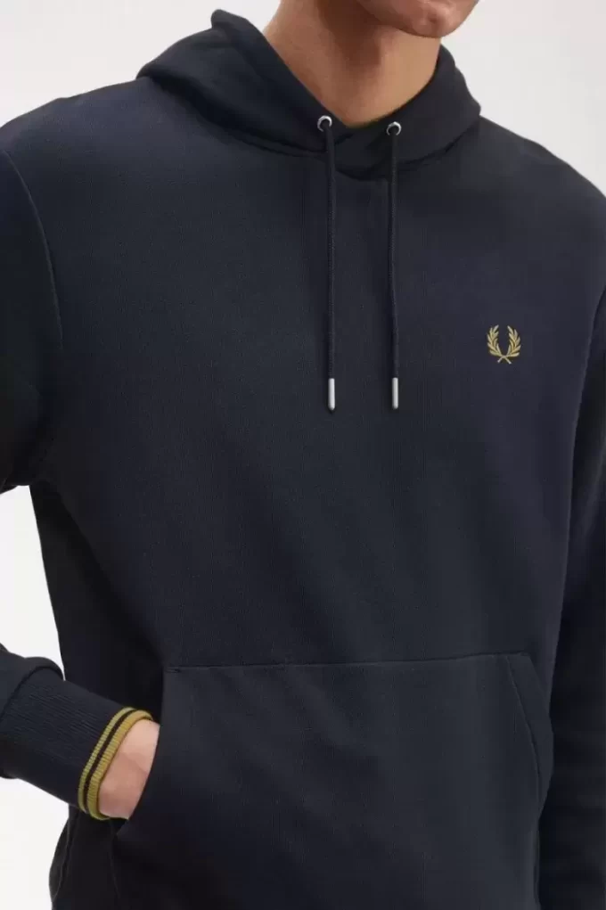 Sweats à capuche à pointes pour hommes