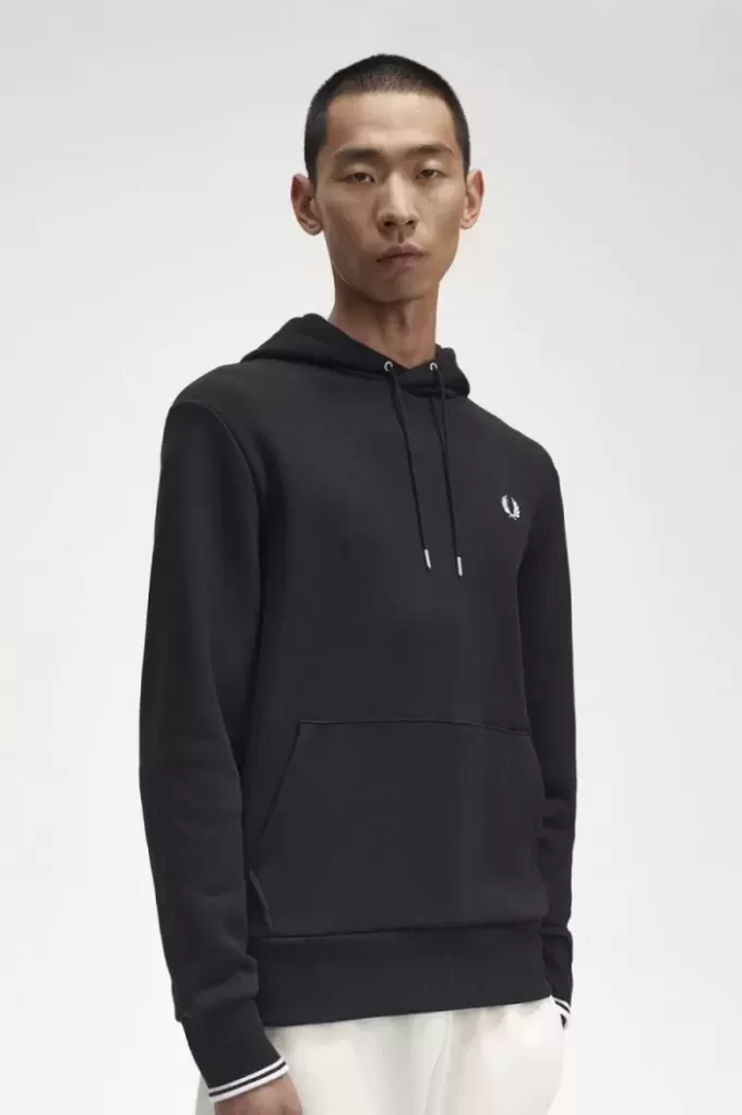 Sweats à capuche à pointes pour hommes