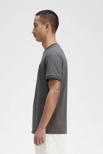 T-shirt à double pointe pour homme