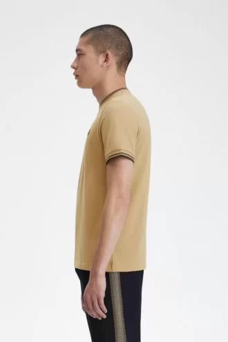 T-shirt à double pointe pour homme