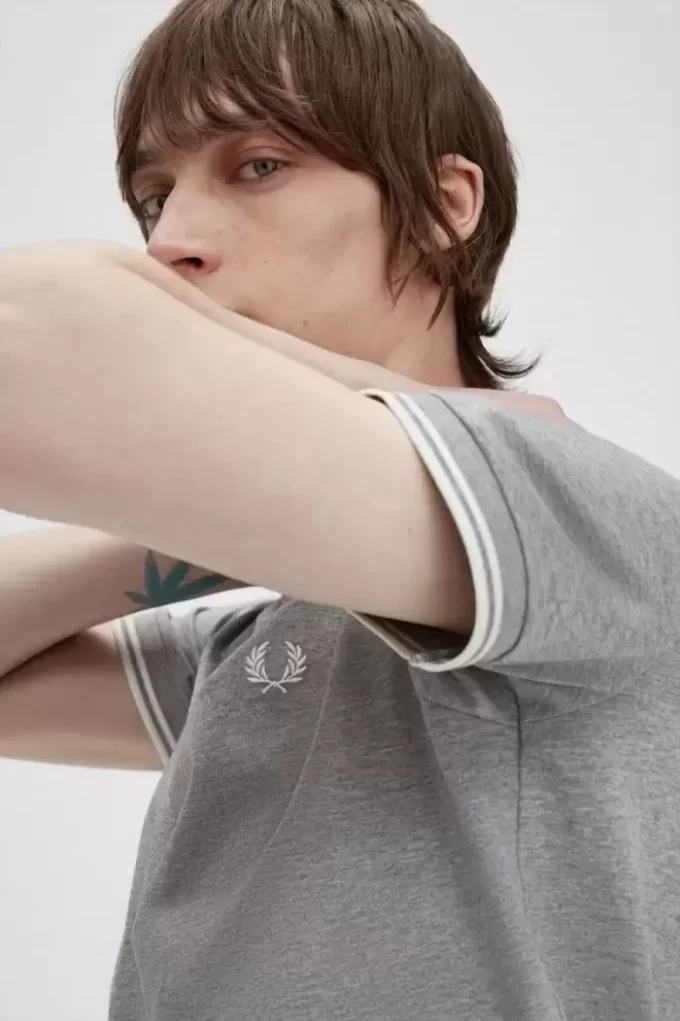 T-shirt à double pointe pour homme