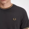 T-shirt à double pointe pour homme