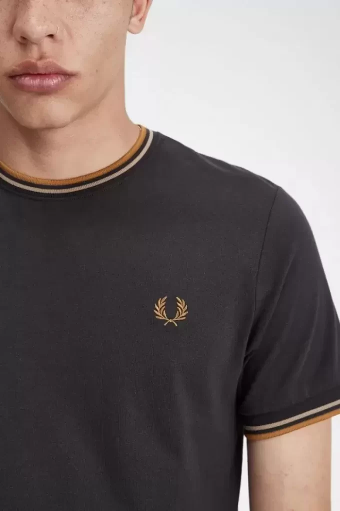 T-shirt à double pointe pour homme