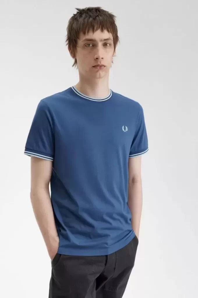 T-shirt à double pointe pour homme