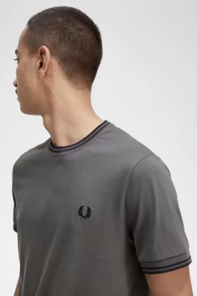 T-shirt à double pointe pour homme