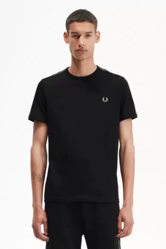 T-shirt homme à bandes contrastantes