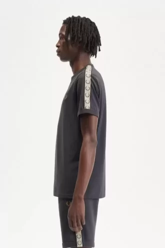 T-shirt homme à bandes contrastantes