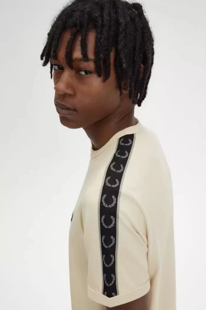 T-shirt homme à bandes contrastantes