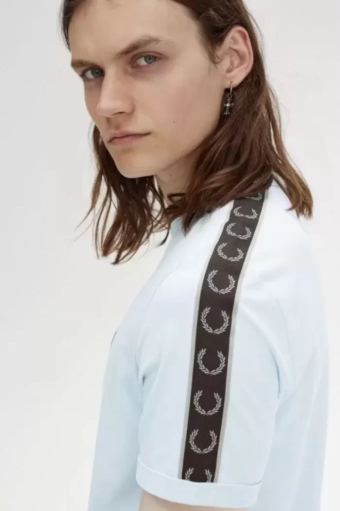 T-shirt homme à bandes contrastantes