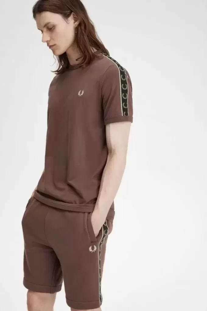 T-shirt homme à bandes contrastantes
