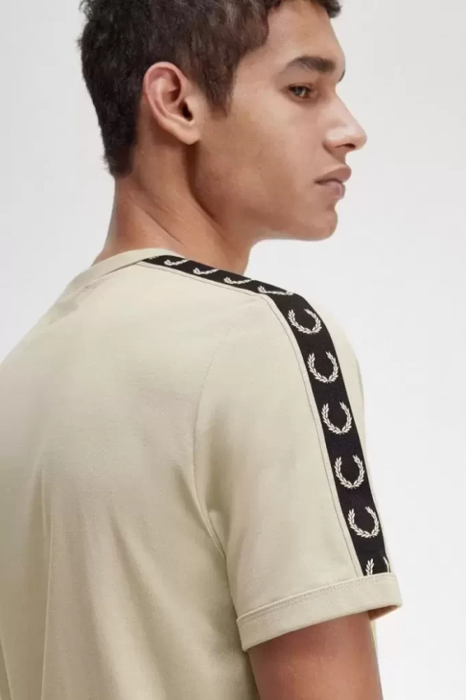 T-shirt homme à bandes contrastantes