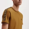 T-shirt homme à bandes contrastantes