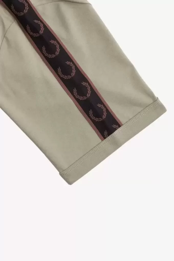 T-shirt homme à bandes contrastantes